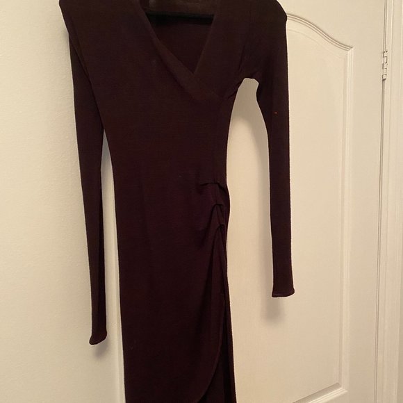 Aritzia Wilfred Free Klum Dress - Picture 2 of 3